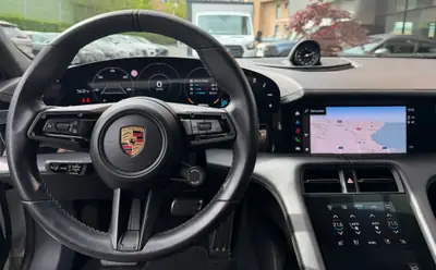 Porsche Taycan Turbo 2020 — Performance électrique 625 ch, garantie Approved jusqu'à 2027 — Thumbnail 10