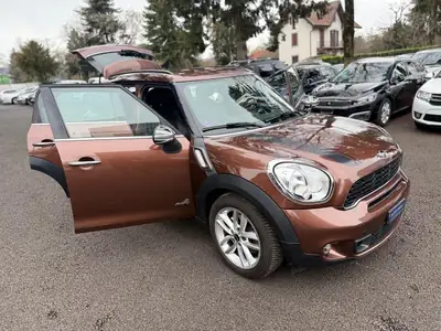 MINI Countryman Cooper S ALL4 — Citadin robuste, transmission automatique, premier propriétaire — Miniature 13