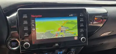 Toyota HI-LUX Invincible Double Cab 4×4 — Pickup robuste diesel, 166'000 km — cruscotto