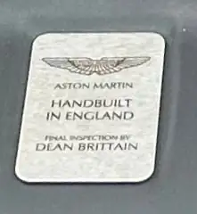 Aston Martin DB9 Volante Touchtronic 2 — Cabriolet britannique iconique, moteur V12 de 457 ch — intérieur