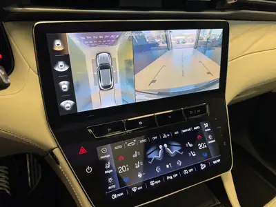 Maserati Grecale 2.0 MHEV Modena — SUV hybride premium, 76'000 km seulement — Miniatura 10