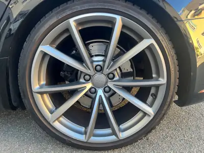 Audi RS4 Avant 4.2 FSI V8 — Break sportif 450ch, ouvert à 280 km/h — Miniatura 11