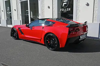 Chevrolet Corvette Coupé Z06 — Muscle car mythique, 660 ch et boîte manuelle — Thumbnail 10