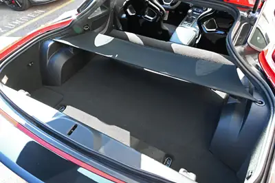 Chevrolet Corvette Coupé Z06 — Muscle car mythique, 660 ch et boîte manuelle — Thumbnail 28
