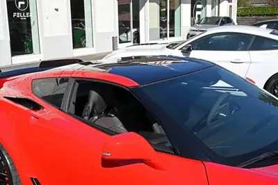 Chevrolet Corvette Coupé Z06 — Muscle car mythique, 660 ch et boîte manuelle — Thumbnail 32