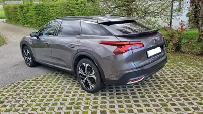 Citroën C5 X 1.6 PureTech Shine — Grand monospace familial, 93000 km, entretien assuré — Seitenansicht