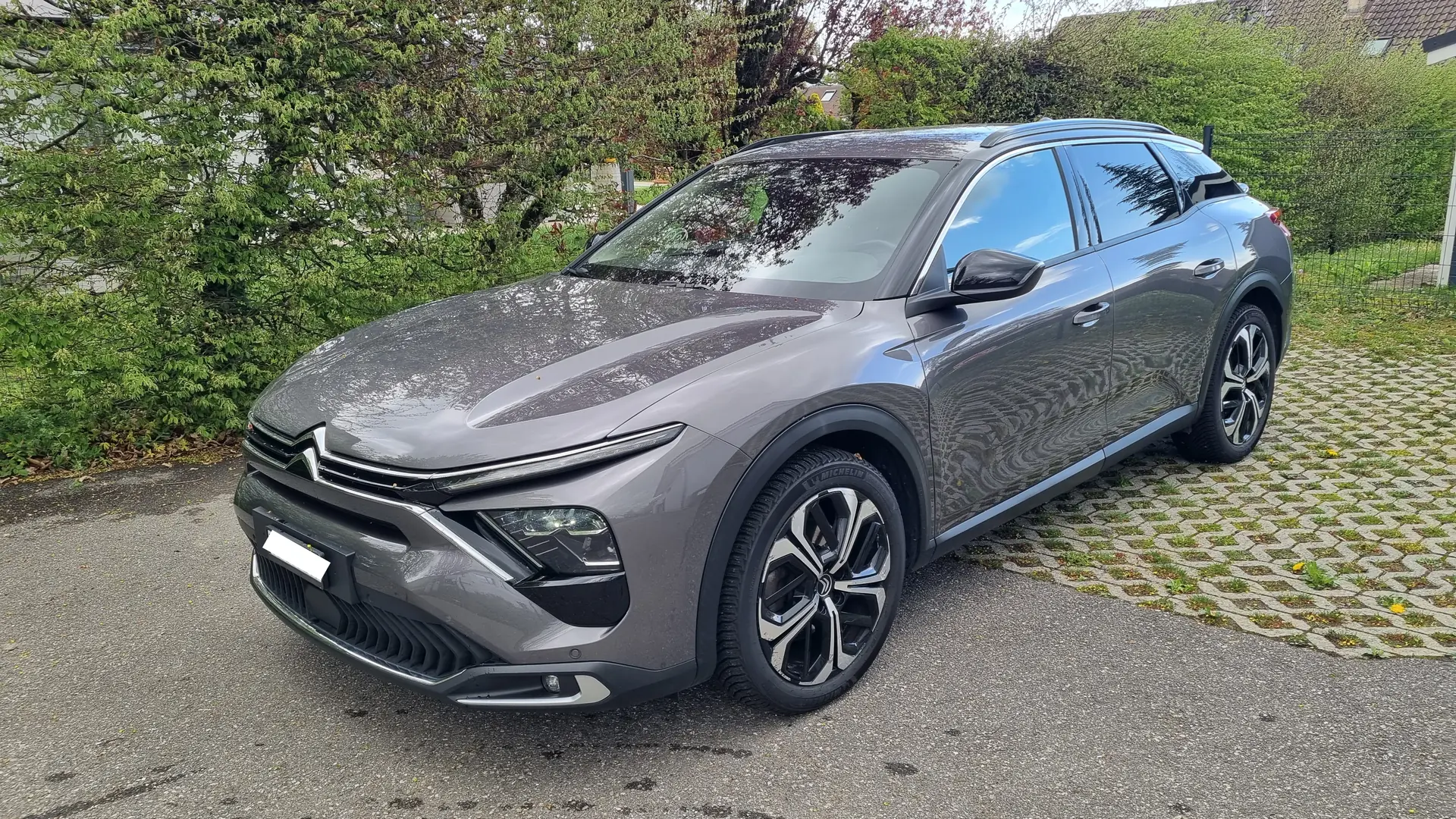 Citroën C5 X 1.6 PureTech Shine — Grand monospace familial, 93000 km, entretien assuré