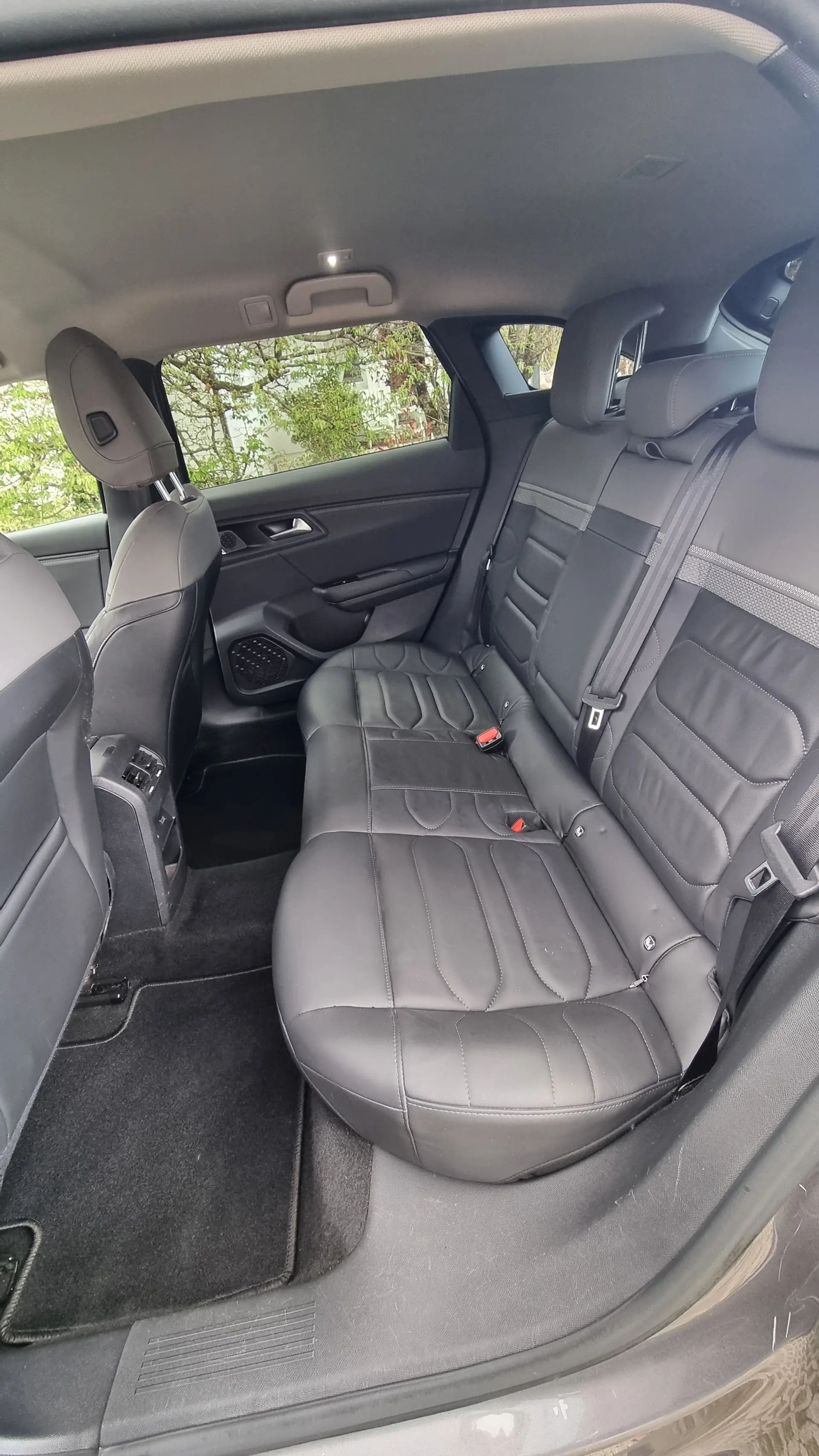 Citroen C5 X 2022 occasion CHESEREX — 4