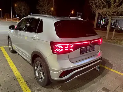 VW T-Cross 1.5 TSI EVO R-Line — SUV compact dynamique, 28 600 km seulement — intérieur