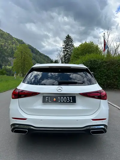 Mercedes-Benz Classe C 200 T AMG Line — Break sportif, 65'000 km, hybride léger — arrière