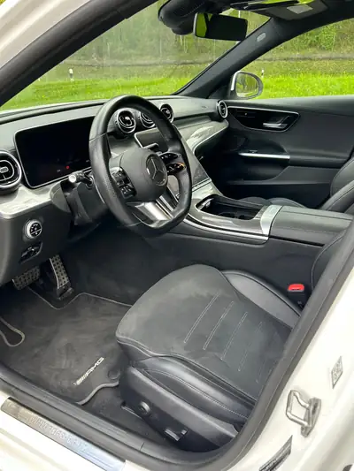 Mercedes-Benz Classe C 200 T AMG Line — Break sportif, 65'000 km, hybride léger — détail