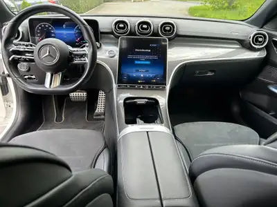 Mercedes-Benz Classe C 200 T AMG Line — Break sportif, 65'000 km, hybride léger — tableau de bord