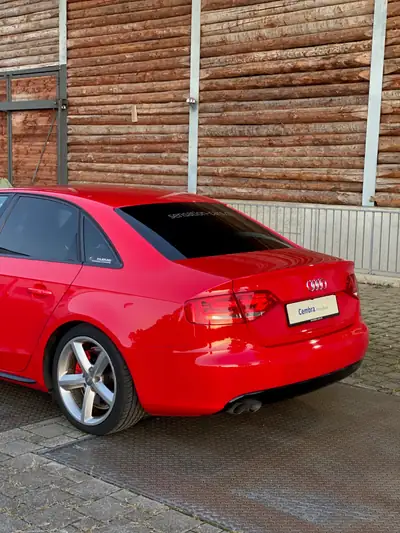 Audi A4 Limousine 2.0 TDI — Berline élégante S-Line, état impeccable — Thumbnail 7