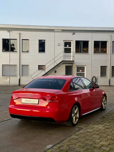 Audi A4 Limousine 2.0 TDI — Berline élégante S-Line, état impeccable — Thumbnail 10