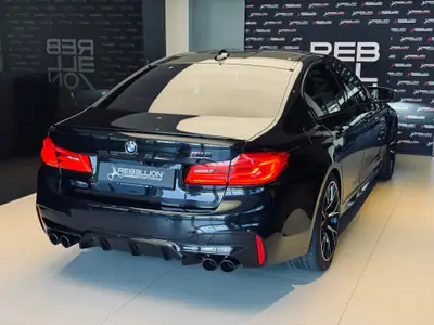 BMW M5 xDrive Competition — 626 ch, performances extrêmes et luxe intégral — intérieur