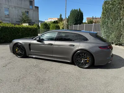 Porsche Panamera Turbo Sport Turismo — Break sportif 550 ch, freins céramique — rear view