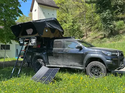 Toyota HI-LUX 2.8D-4D Invincible Double Cab 4x4 — Overlander premium avec équipements aventure — Miniatur 17