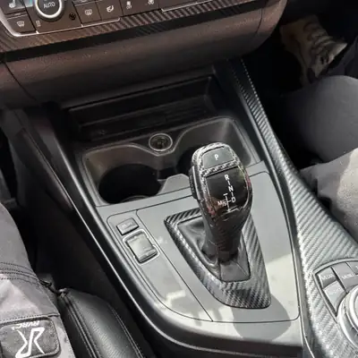 BMW M135i xDrive Steptronic — Berline sportive 326 ch avec kit Maxton et échappement M Performance — Thumbnail 11