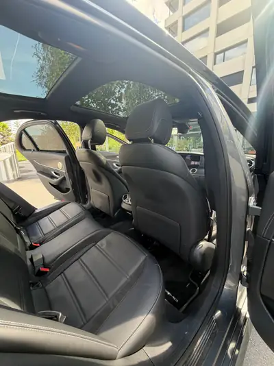 Mercedes-Benz E 53 AMG — Berline sportive 435 ch, hybride mild, kilométrage modéré — Thumbnail 10