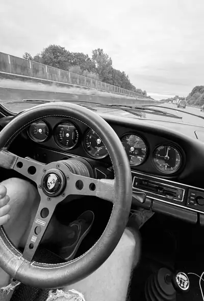 Porsche 911 2.4 S 1972 — Légende orange des années 70, 94'000 km d'authenticité — arrière
