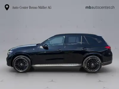 Mercedes-Benz GLC 220 d AMG Line 4MATIC — SUV premium diesel hybride, 86 500 km — Seitenansicht