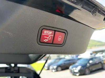 Mercedes-Benz GLC 220 d AMG Line 4MATIC — SUV premium diesel hybride, 86 500 km — Miniatur 19