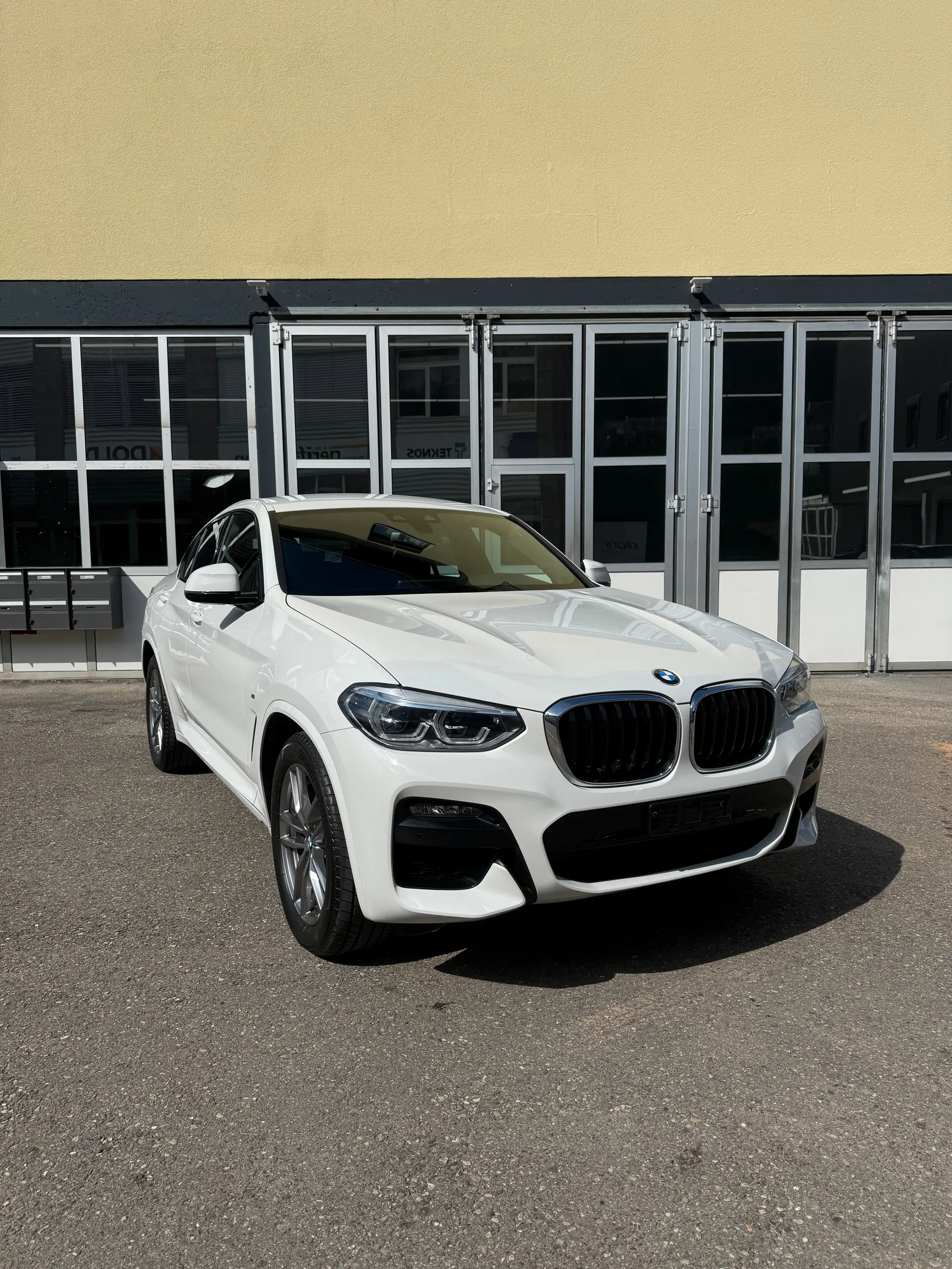 BMW X4 xDrive 48V 20d M Sport X — SUV coupé diesel hybride mild, 79'000 km — Außenansicht