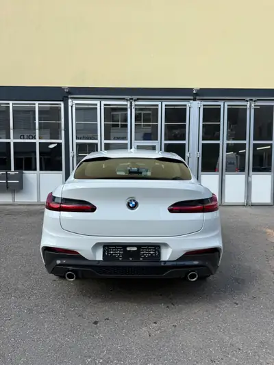 BMW X4 xDrive 48V 20d M Sport X — SUV coupé diesel hybride mild, 79'000 km — tableau de bord
