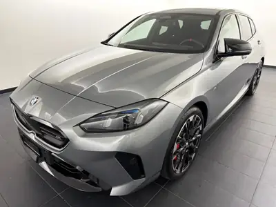 BMW M135 xDrive M Sport Pro 2025 — Berline sportive 300 ch, première main, garantie constructeur — exterior view
