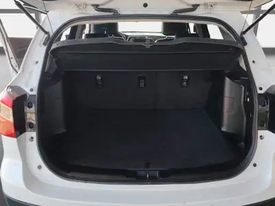 Suzuki S-Cross 1.6 16V 4WD CVT — SUV polyvalent, entretien impeccable, sans sinistre — Thumbnail 13