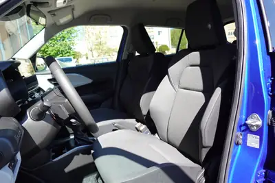 Suzuki Swift 1.2 Hybrid CVT 2026 — Citadine économe avec technologie hybride et sièges chauffants — Miniature 23