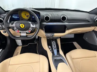 Ferrari Portofino 3.9 V8 T — Cabriolet sportif légendaire, 24'100 km seulement — Thumbnail 7