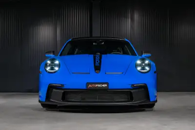 Porsche 911 GT3 Schaltgetriebe — Légendaire sportive à boîte manuelle, 65 km au compteur — rear view