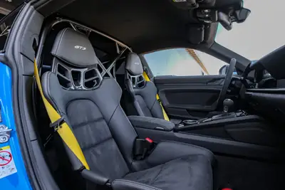 Porsche 911 GT3 Schaltgetriebe — Légendaire sportive à boîte manuelle, 65 km au compteur — Thumbnail 11