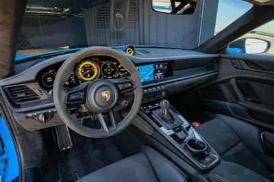 Porsche 911 GT3 Schaltgetriebe — Légendaire sportive à boîte manuelle, 65 km au compteur — Thumbnail 14