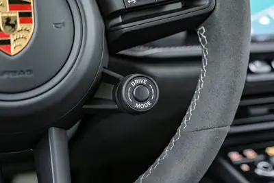 Porsche 911 GT3 Schaltgetriebe — Légendaire sportive à boîte manuelle, 65 km au compteur — Thumbnail 28