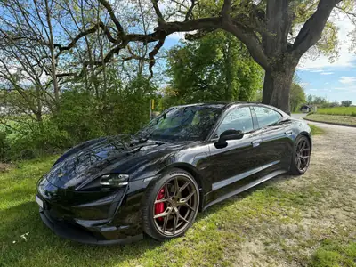 Porsche Taycan 4S — Berline électrique haute performance, 145'000 km seulement — fianco