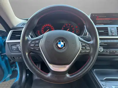 BMW 430i Coupé xDrive — Sportivité et élégance, 252 ch et traction intégrale — Miniature 10