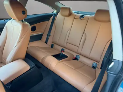 BMW 430i Coupé xDrive — Sportivité et élégance, 252 ch et traction intégrale — Miniature 13