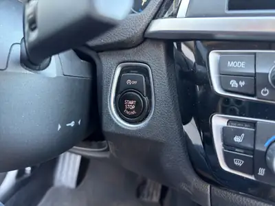 BMW 430i Coupé xDrive — Sportivité et élégance, 252 ch et traction intégrale — Miniature 23
