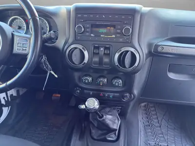 Jeep Wrangler 2.8 CRD Sport — Mythique 4x4 diesel, sans accident, 2 capots inclus — Thumbnail 15