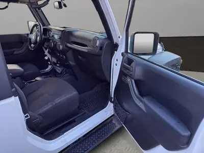Jeep Wrangler 2.8 CRD Sport — Mythique 4x4 diesel, sans accident, 2 capots inclus — Thumbnail 17