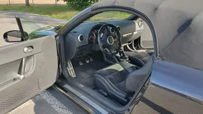 Audi TT Roadster 1.8 T — Cabriolet sportif emblématique, 85 500 km, sans accident — Seitenansicht