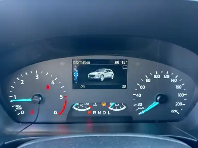 Ford Kuga 2.0 TDCi EcoBlue 4WD — SUV robuste, diesel économe et équipé — Thumbnail 11
