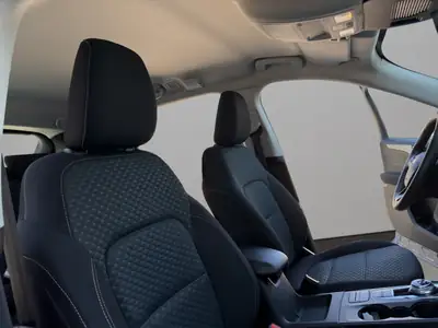 Ford Kuga 2.0 TDCi EcoBlue 4WD — SUV robuste, diesel économe et équipé — Thumbnail 21