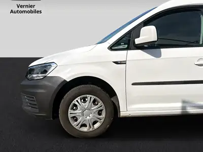 VW Caddy 2020 — Utilitaire compact fiable, excellent état avec garantie — Thumbnail 8