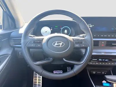 Hyundai Bayon 1.0 T-GDi Amplia DCT — SUV compact économique avec 5 ans de garantie — Miniatura 13