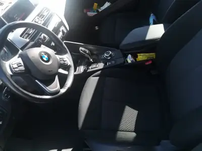 BMW X1 sDrive 18i Steptronic — SUV compact urbain, entretien réduit, 51 000 km — tableau de bord