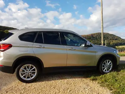BMW X1 sDrive 18i Steptronic — SUV compact urbain, entretien réduit, 51 000 km — Miniature 8