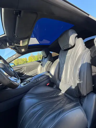 Mercedes-Benz S 63 AMG Coupé 4Matic — Puissance brute et élégance intemporelle — dettaglio